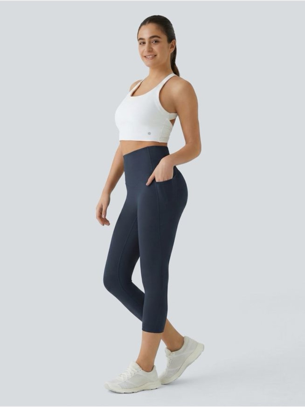Halara UltraSculpt Tummy Control Capri Leggings S